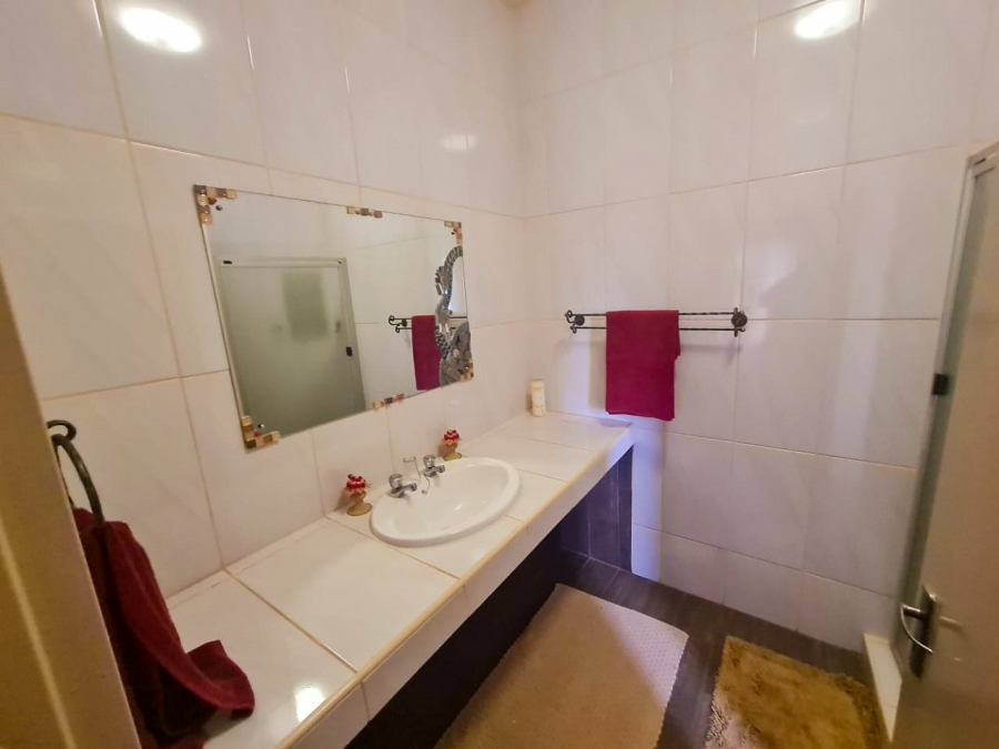 Commercial Property for Sale in Lindequesdrif North West